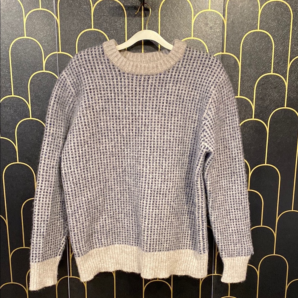 L.L Bean sweater size large